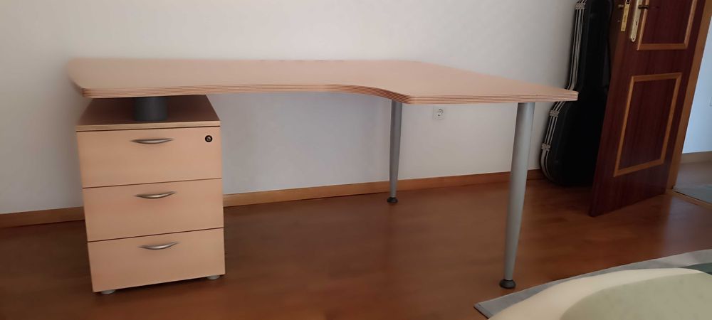 Secretária de escritório