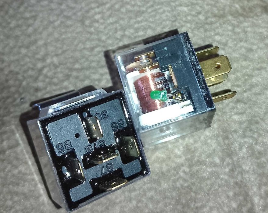 Реле авто універсальне 5 конт 12В – 80А з світлодіодом КВАНТ – 2 штуки