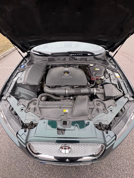 Jaguar XF 2.0t, 20015