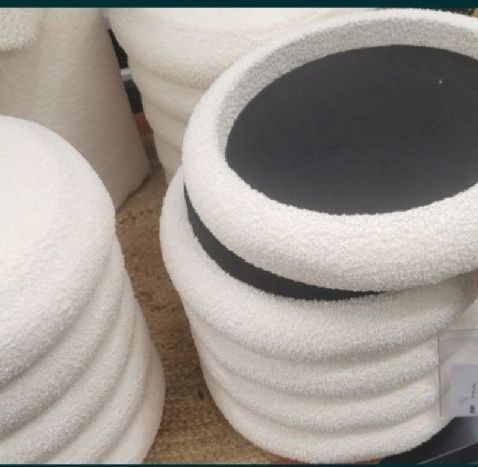 puffs de borreguilho novos