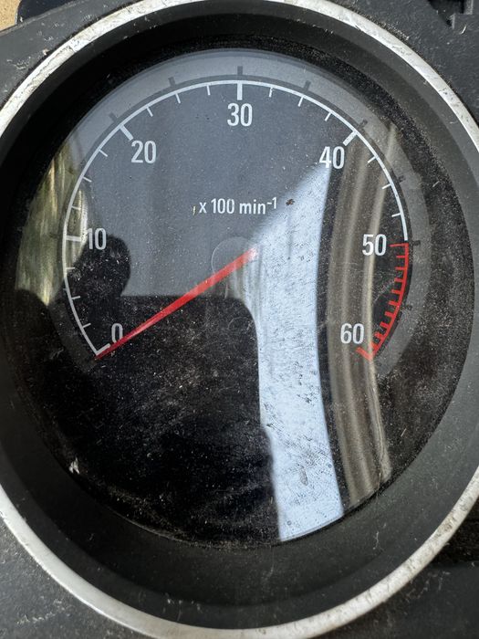 Панель приборов спидометр Opel Astra H