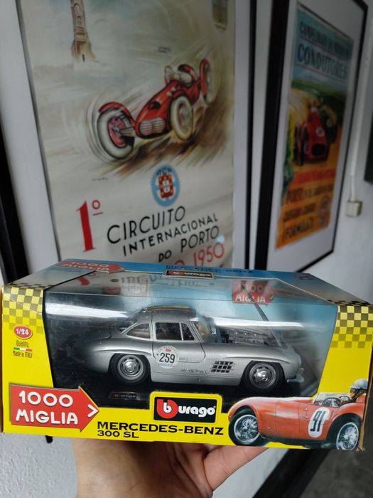 Carros Miniaturas Bburago 1:24