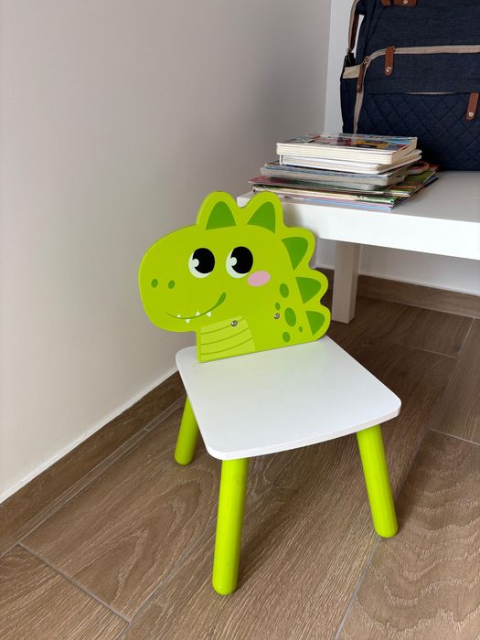 Mesa + cadeira infantil até 3 anos