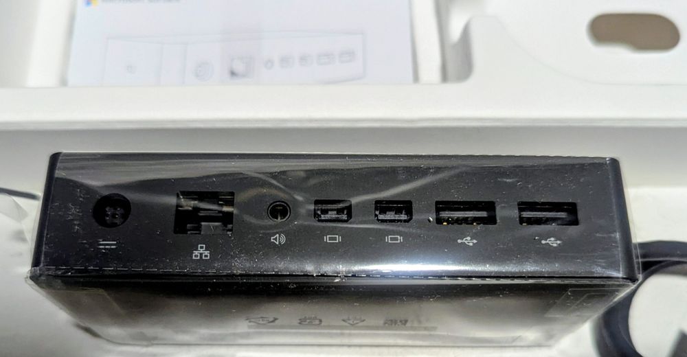 Док-станція Microsoft Surface Dock 1661