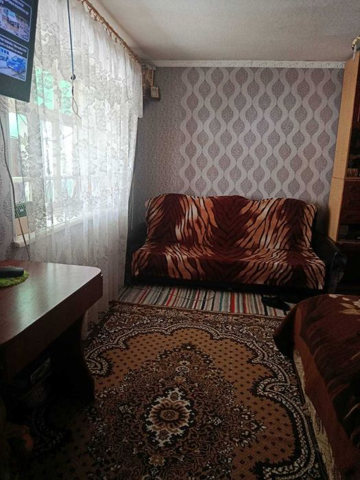 Продам будинок у селі Кулевча з двором, літньою кухнею, огорожею та усім необхідним для проживання