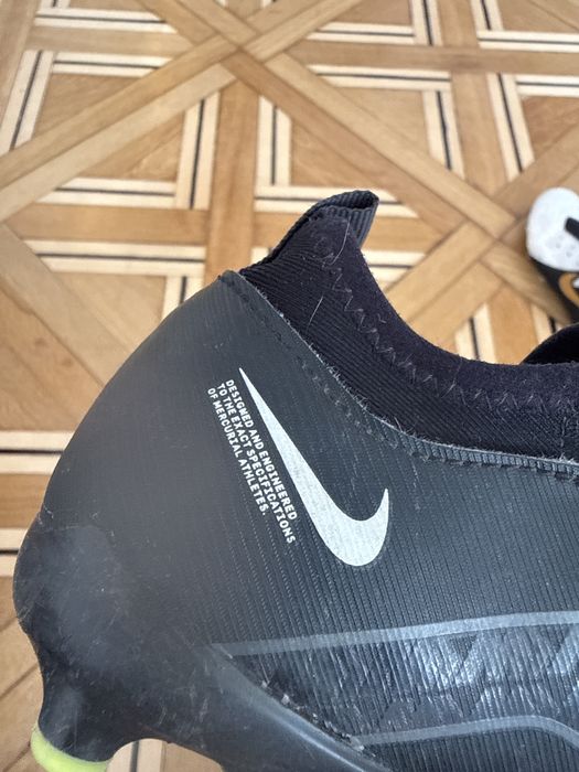 Кросівки для футболу Nike airzoom