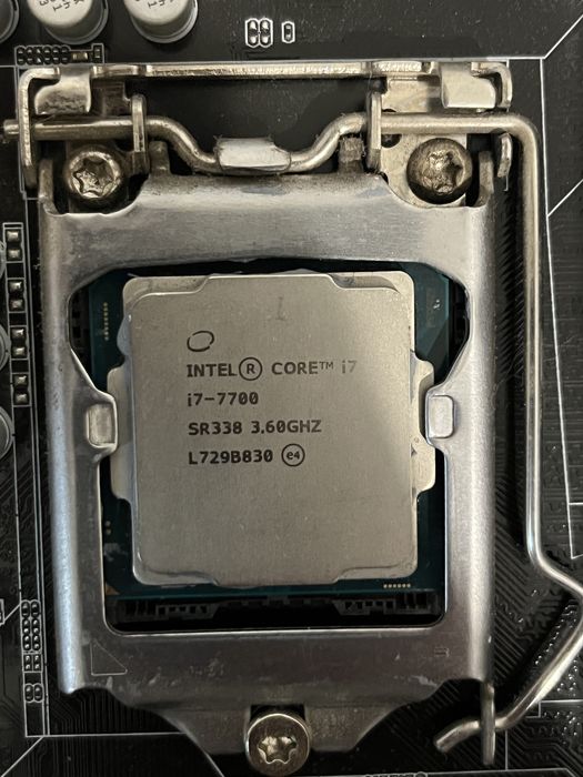 intel core i7 7700 - купити комплектуючі для ПК - Ціна на OLX.ua