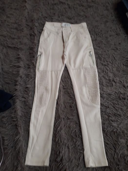 Джинси на дівчинку вибираєм