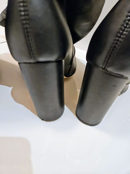 Kozaki z wysoką cholewką