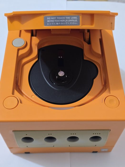 Консоль Nintendo Gamecube Spice Orange DOL-001