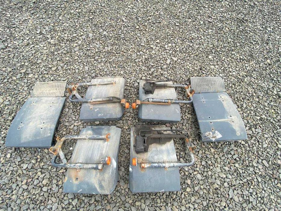 Передні бризговики MAN L2000 з кріпленням
