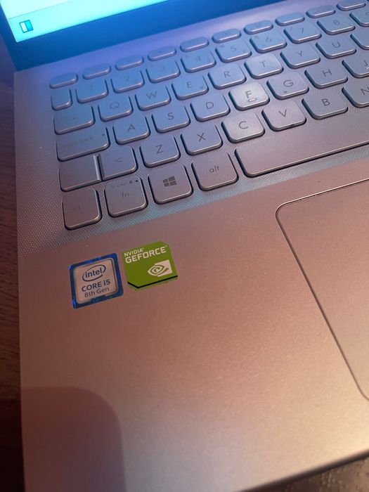 Portátil Asus VivoBook 15