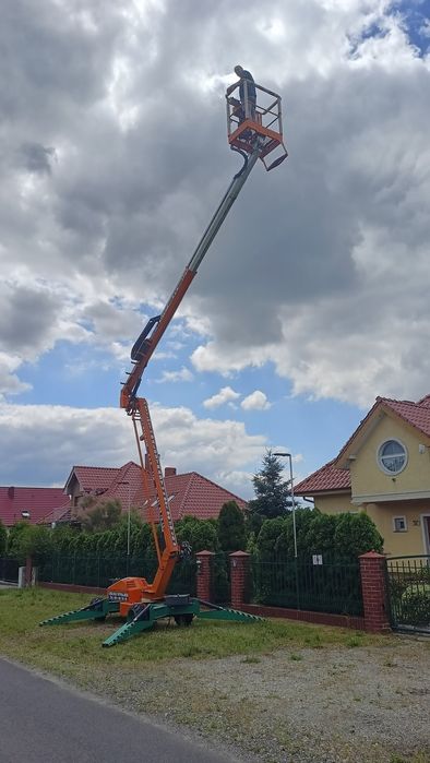 Podnośnik koszowy usługi / wynajem CENTRUM BALUSTRAD STYLMET