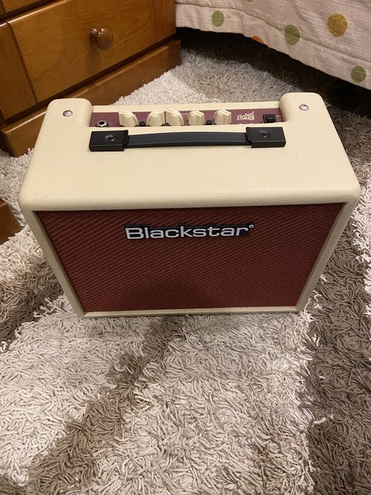 Amplificador blackstar debut 15E