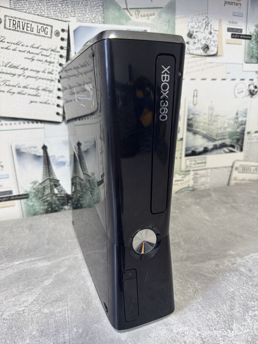 Xbox 360 Slim 320GB | Freeboot + LT 3.0 | 2 геймпади | GTA 5, FIFA, Mortal Kombat