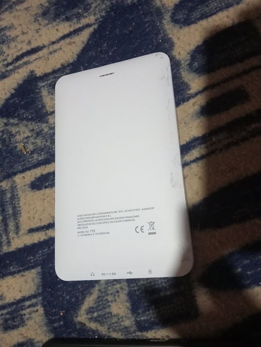 2 tablets um de 10" e outro de 7" polegadas444211447569459202
