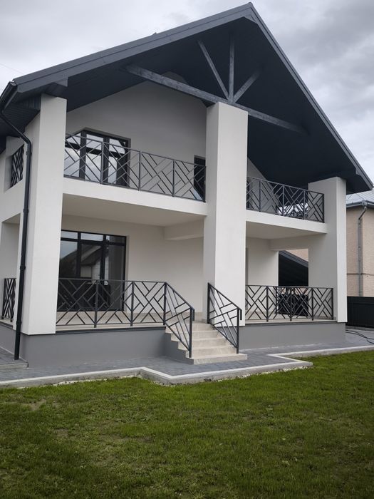 Продам будинок с Крихівці