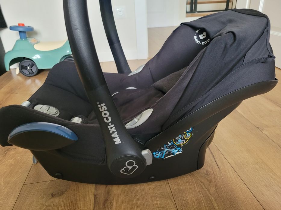 Fotelik Maxi Cosi Cabriofix plus baza
