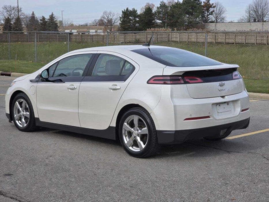Chevrolet Volt Premium      2014