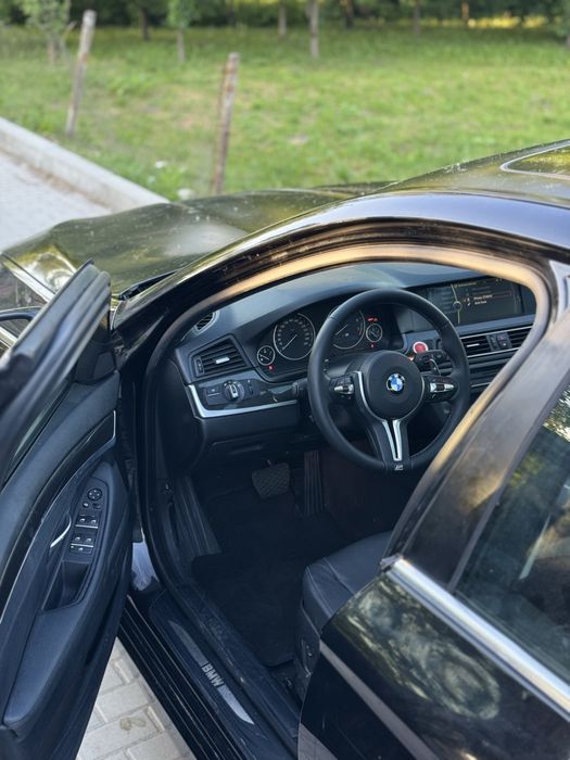 Bmw f10 528i  продаж