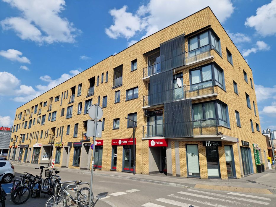 Wynajme mieszkanie Apartament 45m2, 1 pietr., blisko PKP WKD, Centrum, winda, balkon, miejsce w Hali garaz, Top lokalizacja