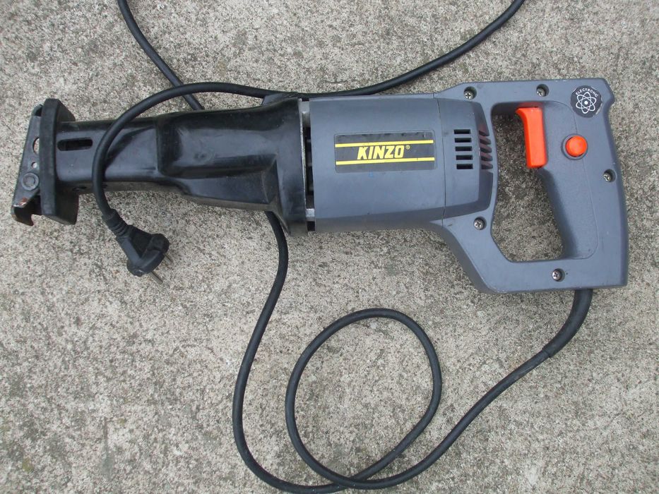 Nóż do płytek używany