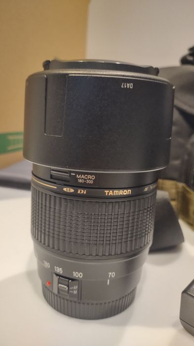 Canon Eos 1200D 18-55, Tamron 70-300, filtry, karty SD, statyw