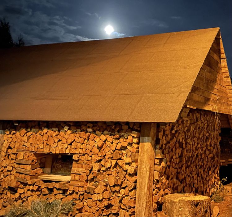 Dom po starym młynie 6 mieszkań odrestaurowany.