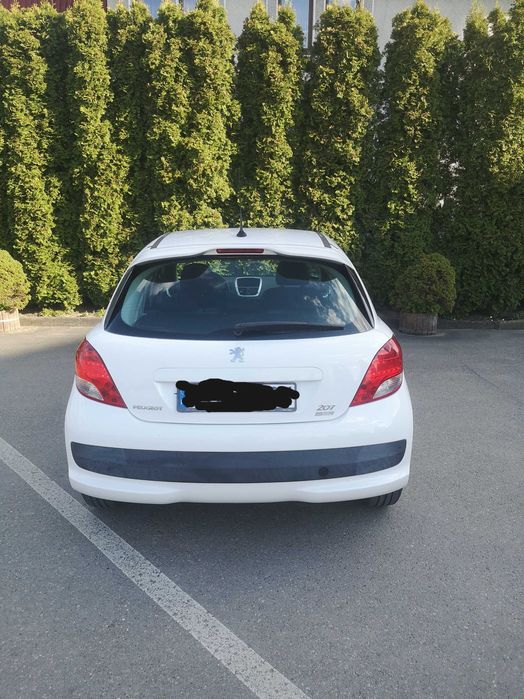 Peugeot 207 lift wersja 99g 1.6 hdi 90km 210 tys. km
