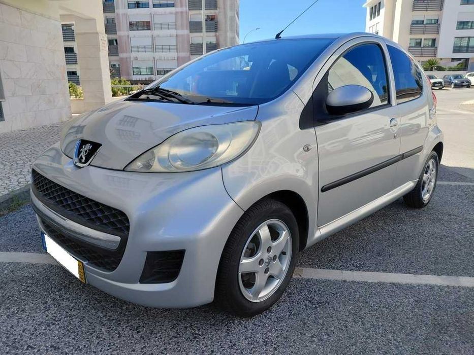 Peugeot 107 1.0 Black & Silver Edition - 53.000 km