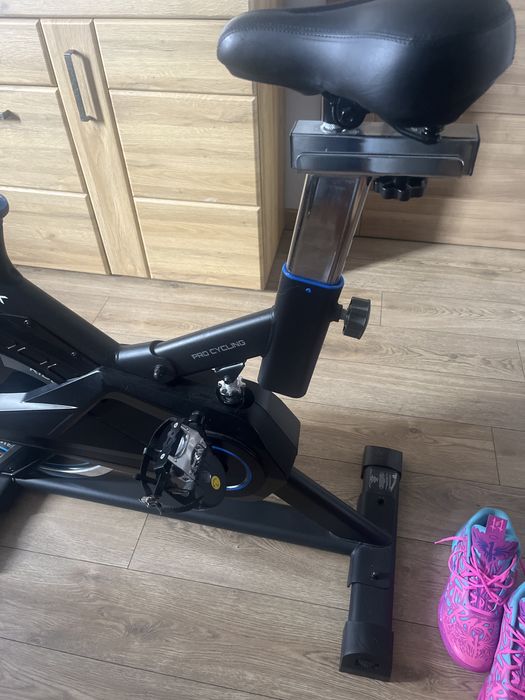 Rower stacjonarny Gymtek , malo uzywany