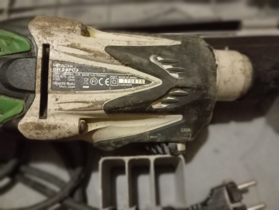 Перфоратор Hitachi