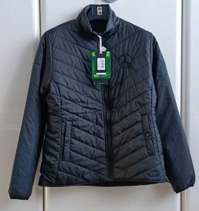 Kurtka damska firmy Nimbus z logo Mercedesa