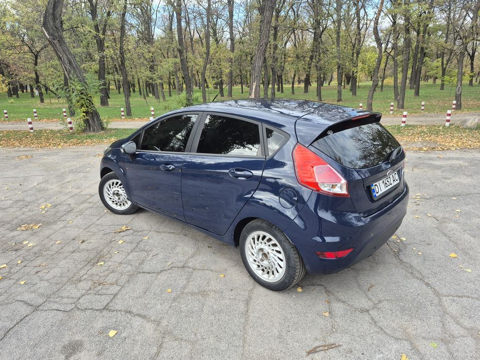 Продам Ford Fiesta 1.0