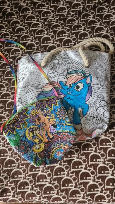 Сумочка розмальовка для дівчинки