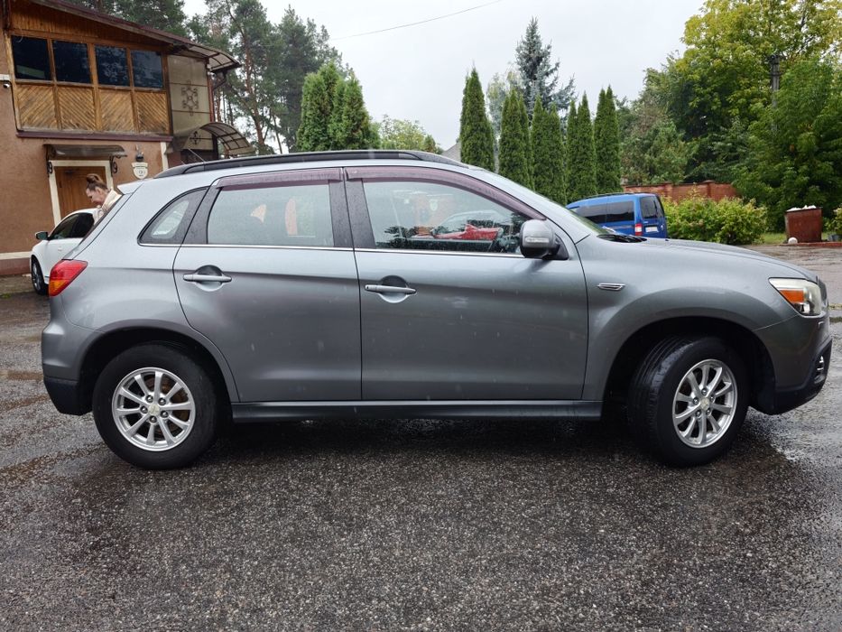 Mitsubishi ASX 2011 VIN JMBXTGA2WBZ002332 фото оголошення 4 з 13