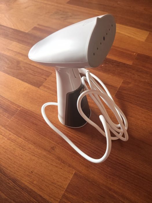 Ferro de engomar vertical NOVO - potência 1000 W