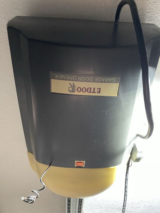 Motor e calha para portao garagem