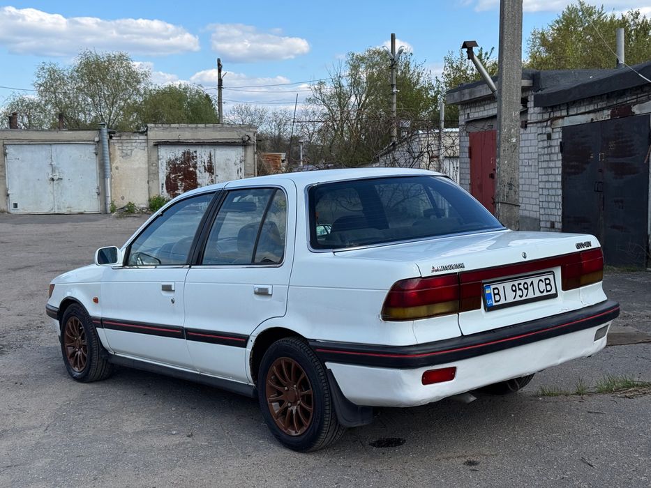 Mitsubishi Lancer 1.5г/б