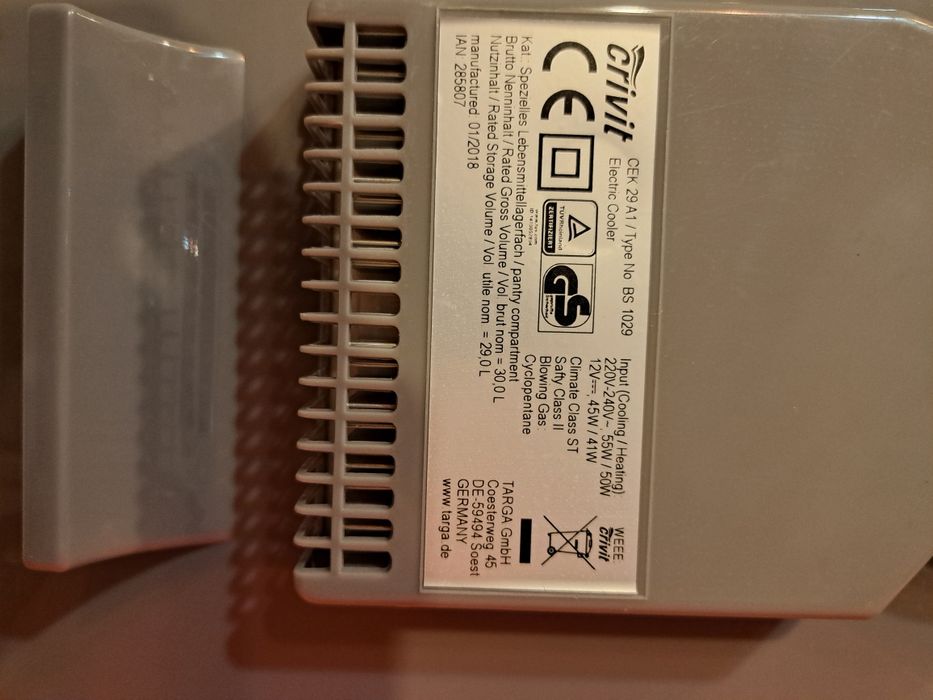 Lodowka samochodowa turystyczna