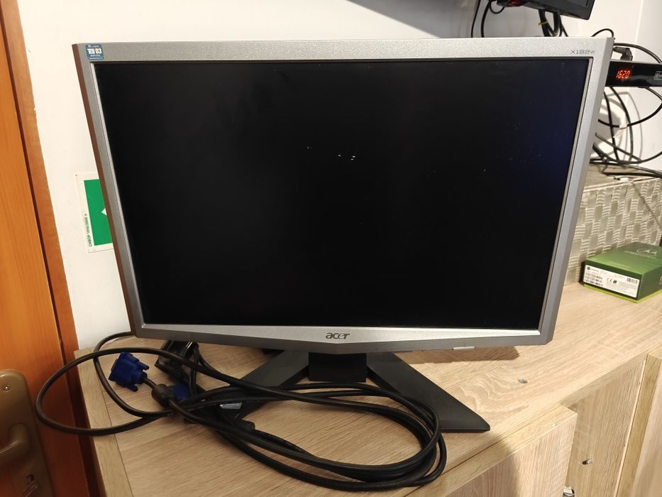 Monitor ACER X193W