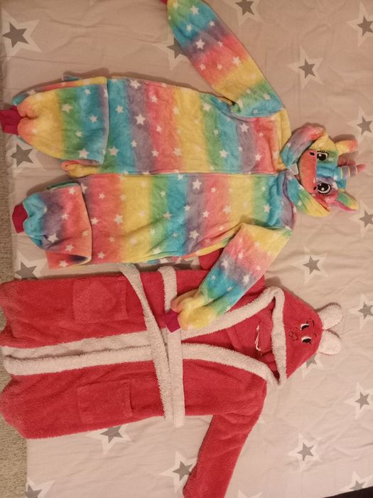 Пижамы, кигуруми, халат на девочку