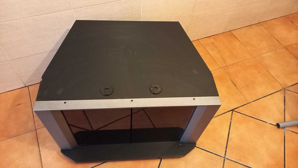 Movel para suporte de televisão antiga
