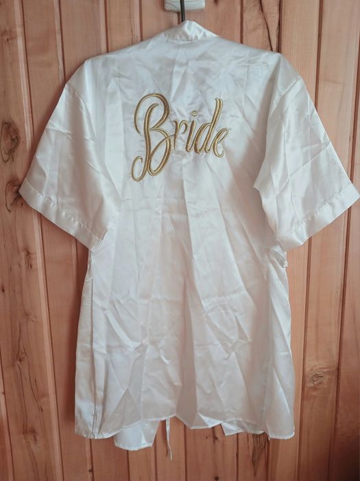 Білий атласний халат для нареченої XS