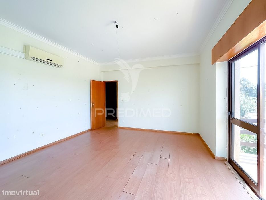 Moradia T3 Isolada - Bodegão - Tomar