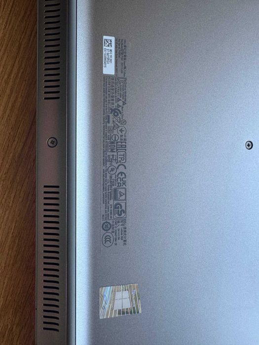 Dell Latitude 5220 (i7-1165G7, 32GB RAM, 500GB SSD) Стан нового!