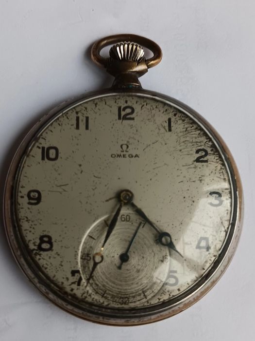 Relógio de bolso marca Ómega a funcionar