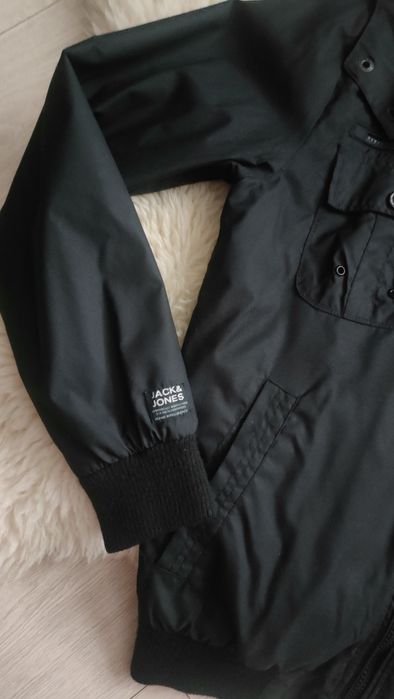 Czarna kurtka przejściowa męska Jack&Jones, r. S