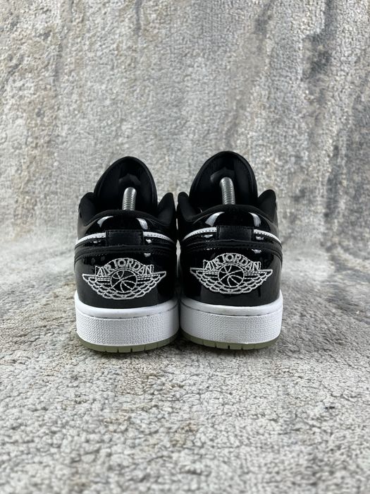 Jordan 1 Low SE Concord Preto e Branco Tamanho 41EU