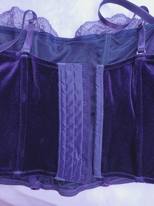 Корсет оксамитовий ann summers  розмір 36-38